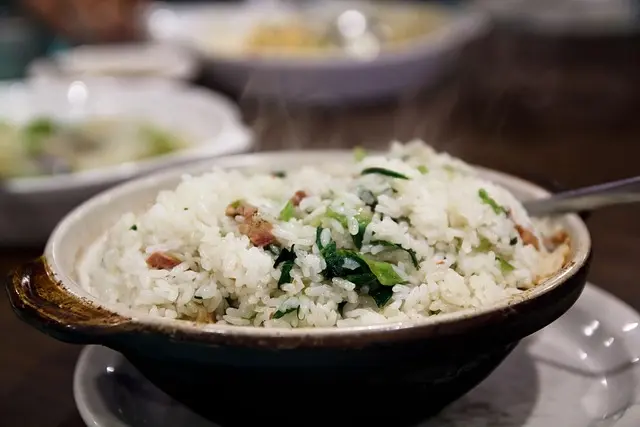 Cómo hacer un delicioso arroz al horno: Receta y secretos