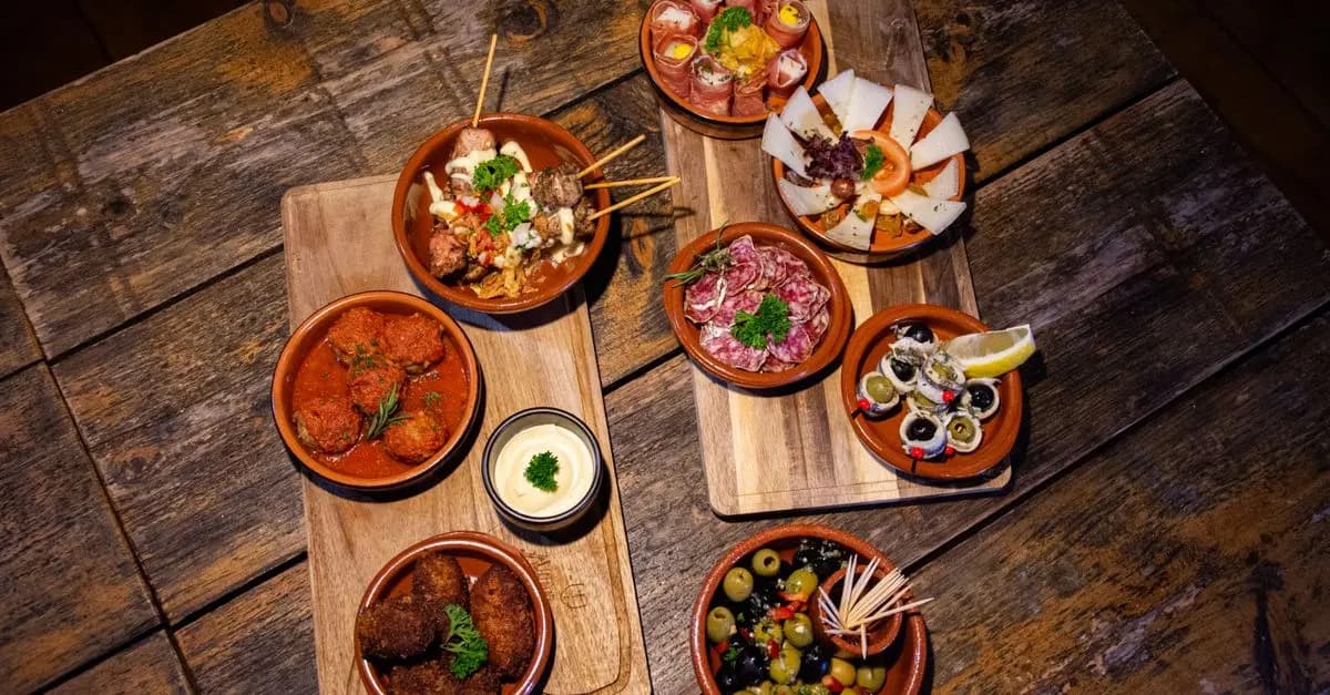 10 recetas rápidas de tapas españolas para sorprender a tus invitados