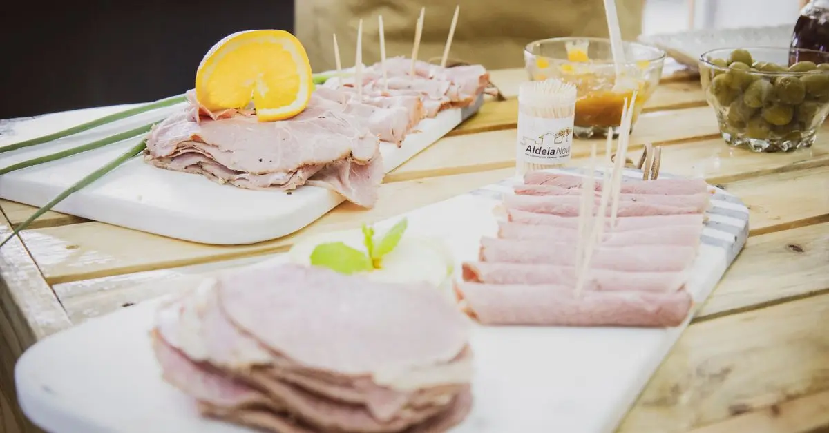 El arte de cortar jamón: Técnicas y herramientas