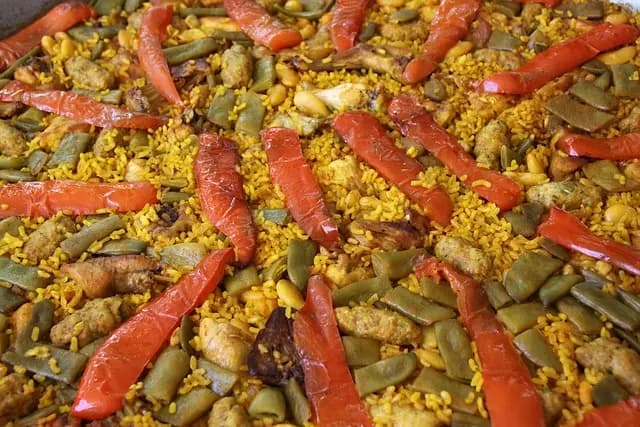 Cómo hacer el mejor arroz a la valenciana: Receta y consejos