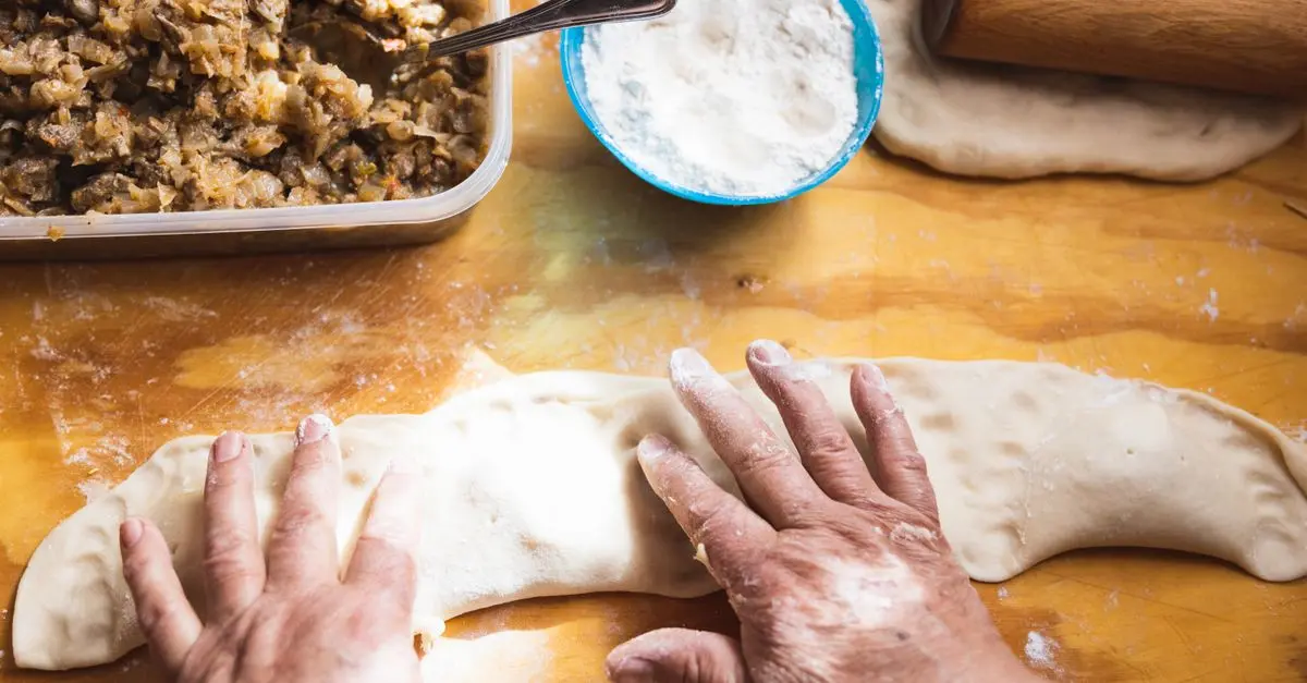 Cómo hacer una empanada gallega: Receta auténtica